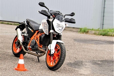 a-kategooria sõiduõpe autokool Tallinnas | juhilubade tegemine Tallinn | juhiload | Tallinna autokool | Tallinna Motokool | Mootorratta juhilubade tegemine Tallinn |